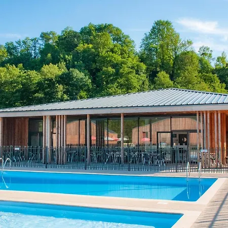 Village De Les Lambrilles * La Bastide-de-Sérou