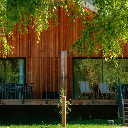 Village De Les Lambrilles