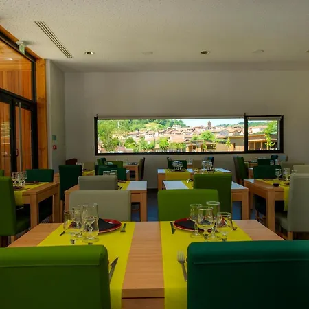 Village De Les Lambrilles