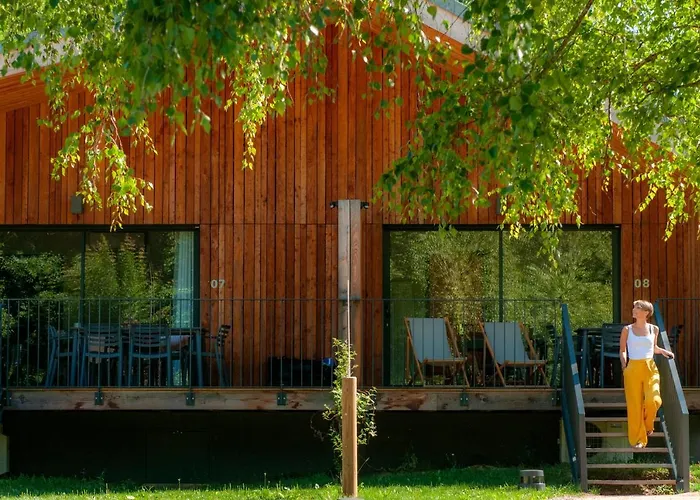 Village De Les Lambrilles