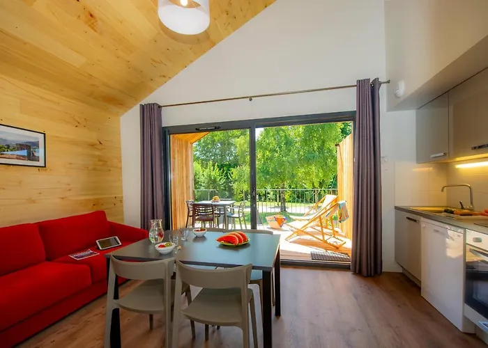 Village De Les Lambrilles La Bastide-de-Sérou