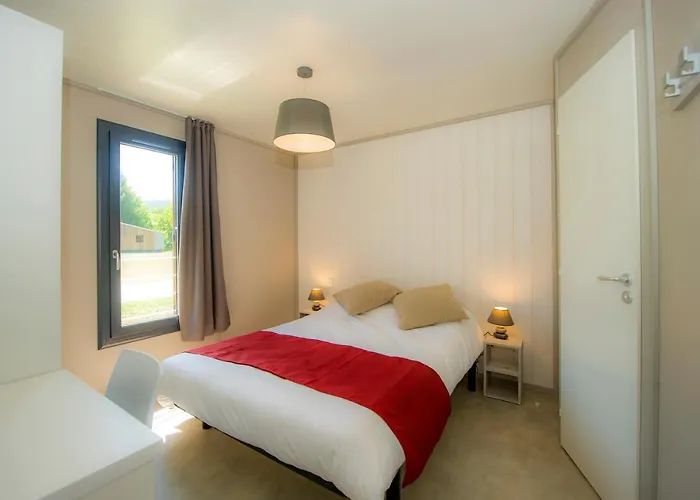 Ferienhaus Village De Les Lambrilles *