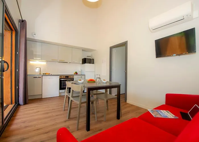 Village De Les Lambrilles Ferienhaus La Bastide-de-Sérou