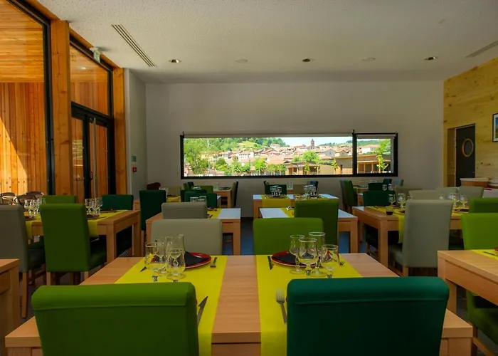 Village De Les Lambrilles